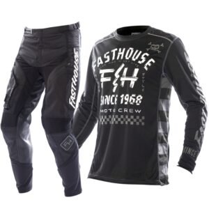 Traje Fast house since 1968
